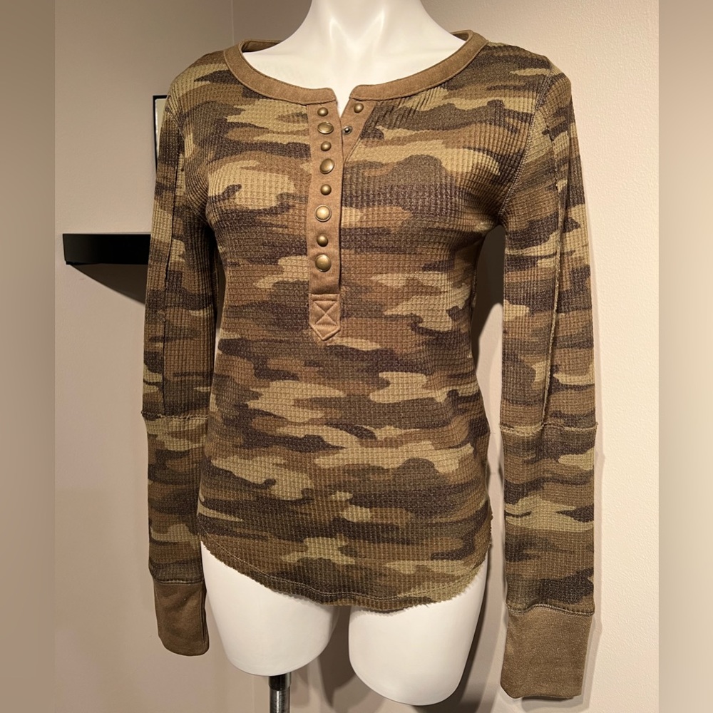 1/2 Price Sale (was listed at $50) NWT Free People Timeless Henley Size M